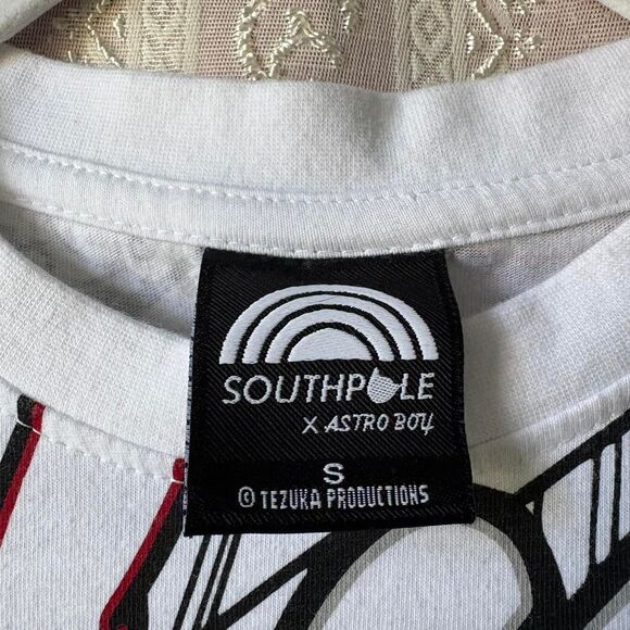 Southpole Men's Astro Boy Graphic T-shirt - Picture 4 of 5